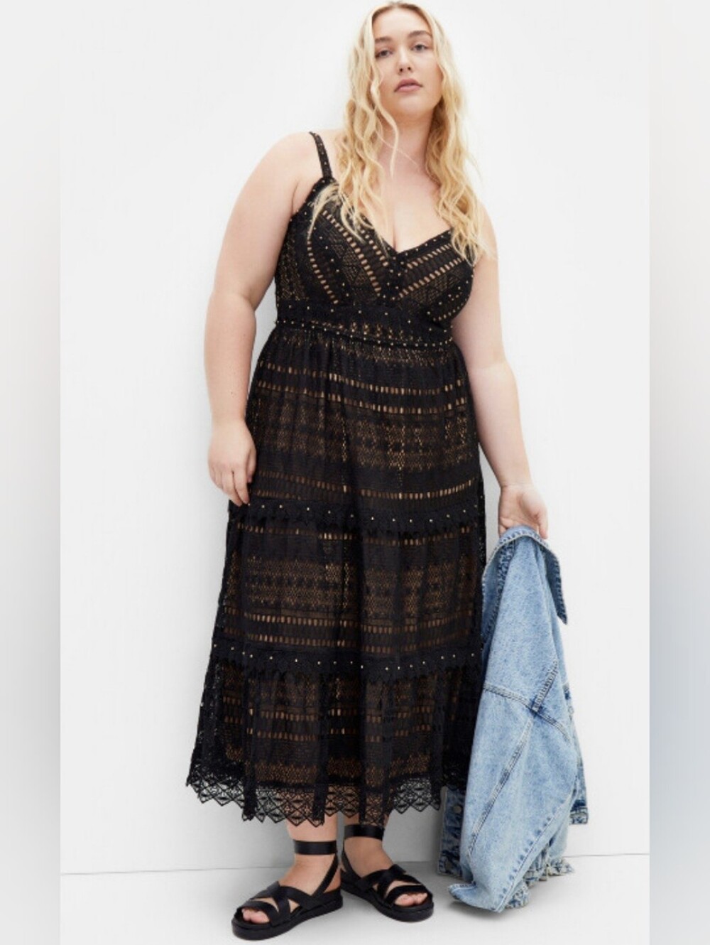 City Chic Xs/14 NWT Black Cut Lace Dress